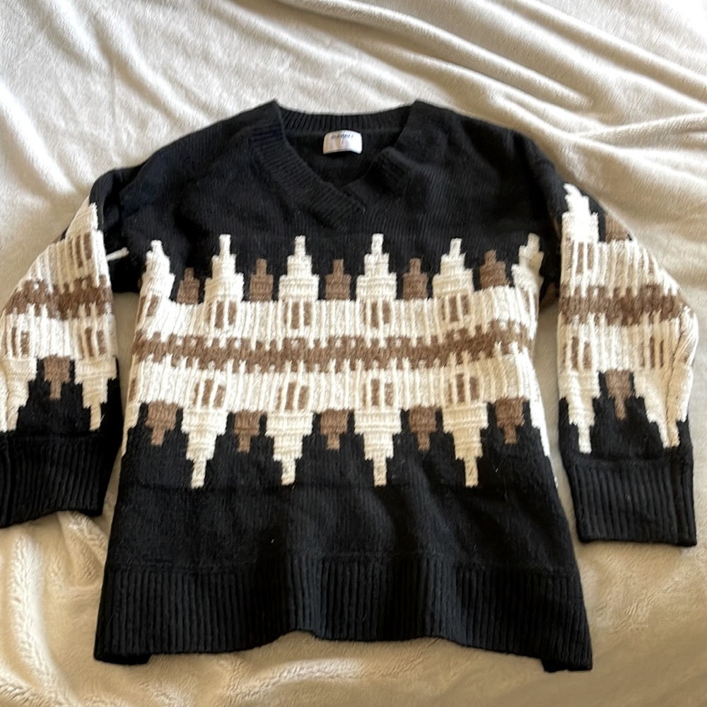 Old Navy Print thick cotton sweater